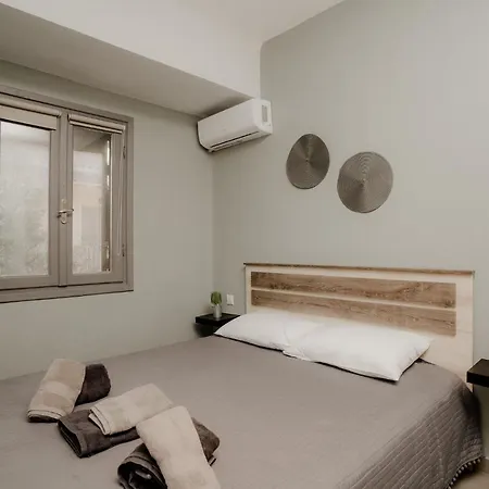 Aiora Yard * אמוליאני