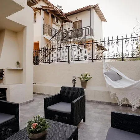 בית נופש Aiora Yard