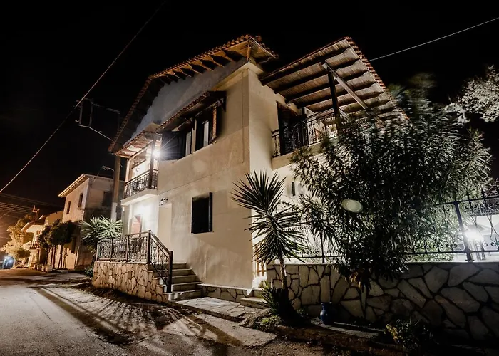 Aiora Yard 度假居 阿莫利亚尼岛