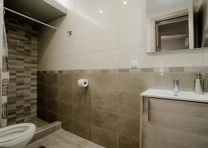 Aiora Yard 度假居 阿莫利亚尼岛