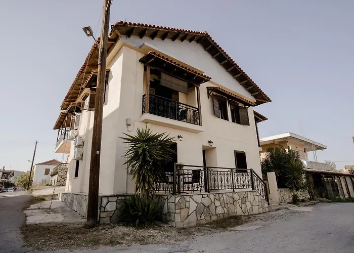 Aiora Yard 度假居 阿莫利亚尼岛